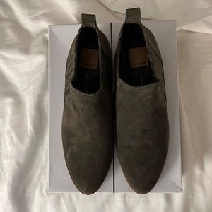 Greenish/grey booties